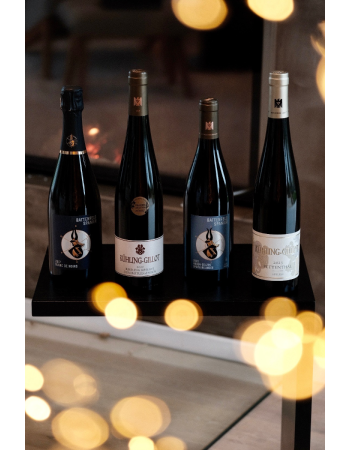 UNSER WEIHNACHTSMENÜ mit KORRESPONDIERENDEN WEINEN